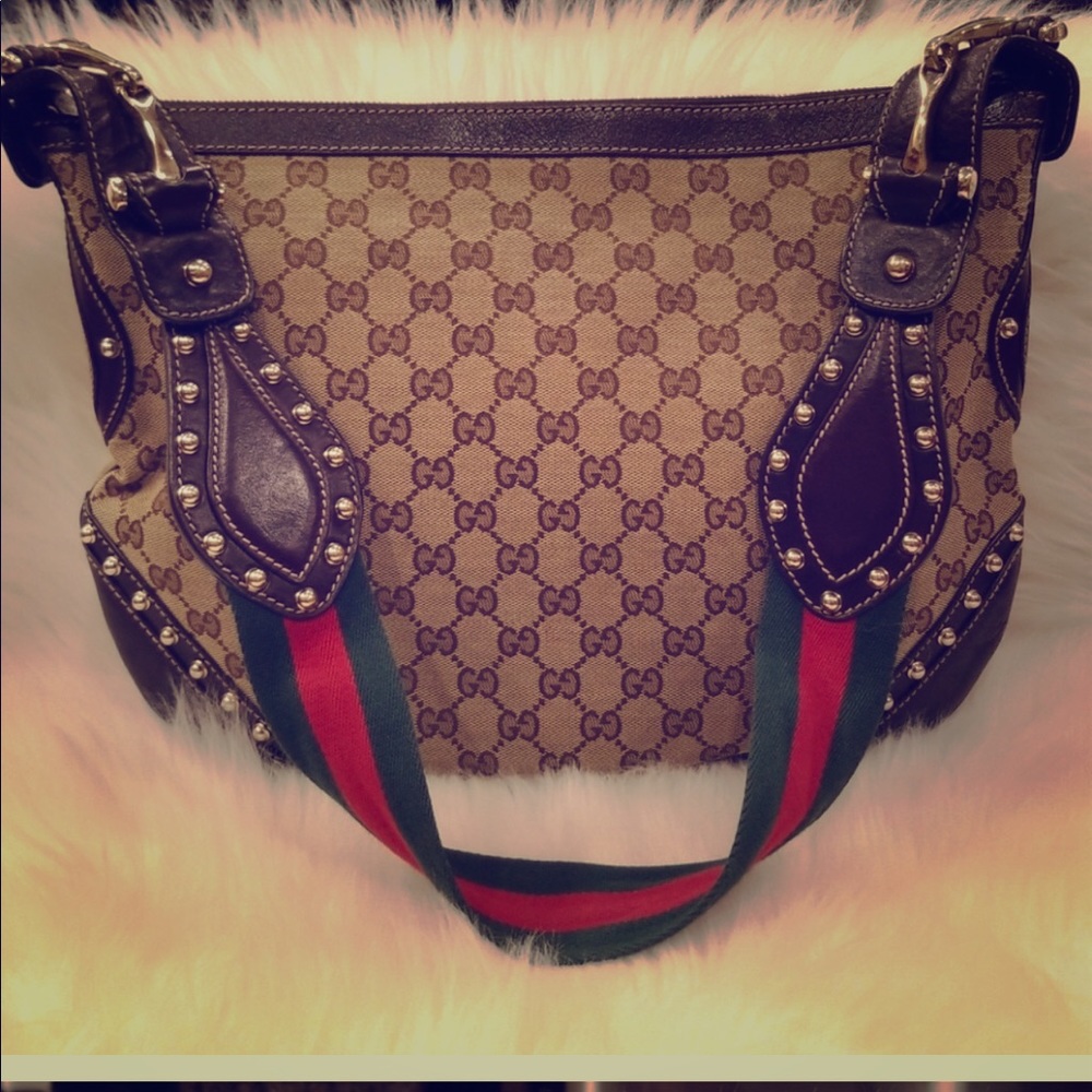 Gucci Pelham Borchie Monogram Canvas hobo bag